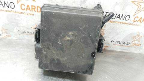 Foto 2ª: Caja Reles Fusibles Kia Sportage CONCEPT 2WD 116CV 85KW [D4FD] (2017)