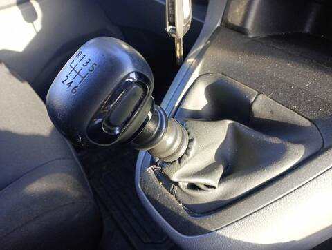 Foto 3ª: Palanca de Cambio Toyota Proace COMBI L1 VX 102CV 75KW [YHR] (2022)