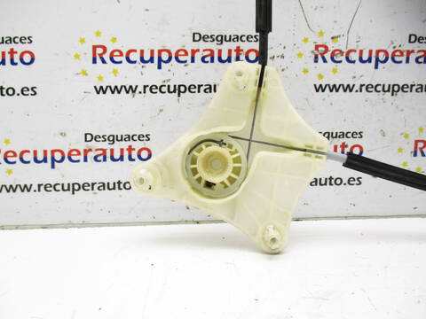 Foto 3ª: Elevalunas Manual Trasero Derecho Seat Arona CHZ (2017)