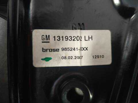 Foto 4ª: Elevalunas Manual Trasero Izquierdo Opel Astra COSMO 140CV 103KW [Z18XER] (2007)