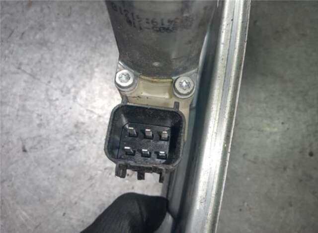 Foto 3ª: Elevalunas Eléctrico Trasero Derecho Ford Focus 1.6 TDCI [T1DA]