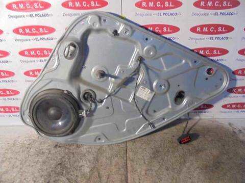 Foto 1ª: Elevalunas Manual Trasero Derecho Ford Focus 1.6 TDCI CAT BERLINA 109CV 80KW [G8DA] (2004)