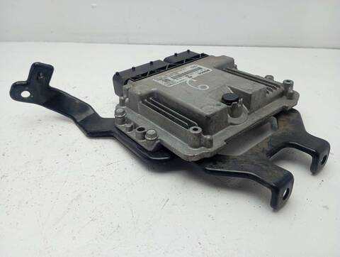 Foto 3ª: Centralita Motor ECU Kia Sportage DRIVE 4X2 116CV 85KW [D4FD] (2011)