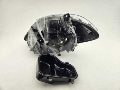 Foto 4ª: Faro Derecho Mercedes Sprinter 311/315 CDI 4X4 906.631/633/635/637) 109CV 80KW CAJA CERRADA (2008)