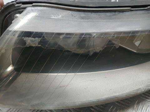 Foto 2ª: Faro Izquierdo Audi A6 3.0 TDI QUATTRO 165KW) BERLINA 225CV [BMK] (2005)