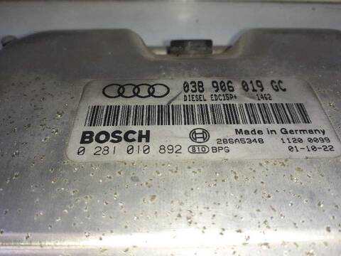 Foto 3ª: Centralita Motor ECU Audi A3 1.9 TDI AMBIENTE 100CV 74KW [ATD] (1996)