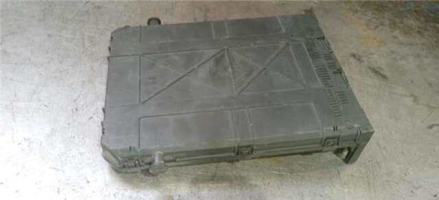 Foto 3ª: Caja Reles Fusibles Citroen C3 1.4 16V HDI [8HY (DV4TED4)]