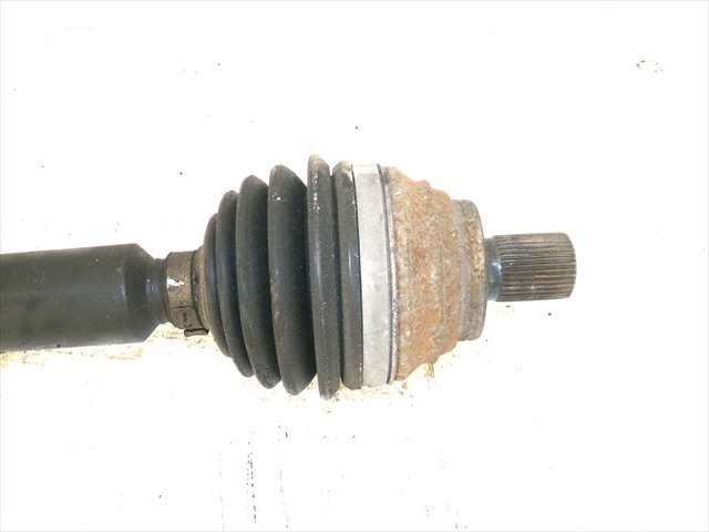 Foto 3ª: Transmision Delantera Derecha Audi A3 1.6 TDI MODELO 8P,2008-2012 [CAY] (2012)