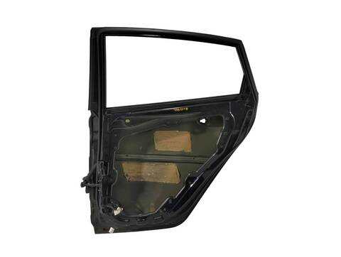 Foto 3ª: Puerta Trasera Derecha Ford Fiesta BLACK EDITION 82CV [SNJB] (2012)