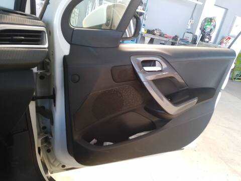 Foto 4ª: Tapizados Cartoneras Peugeot 2008 ACTIVE 100CV 73KW [BH02] (2016)