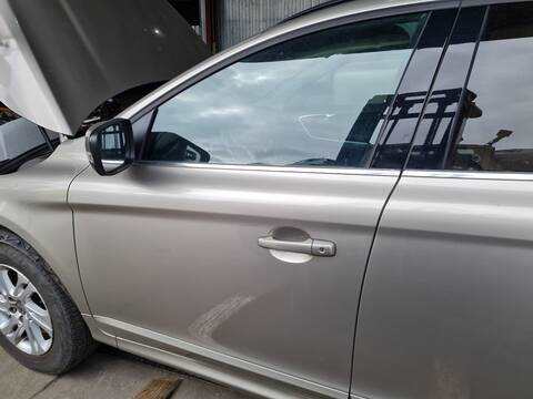 Puerta Delantera Izquierda Volvo XC 60 MOMENTUM 2WD 181CV 133KW
