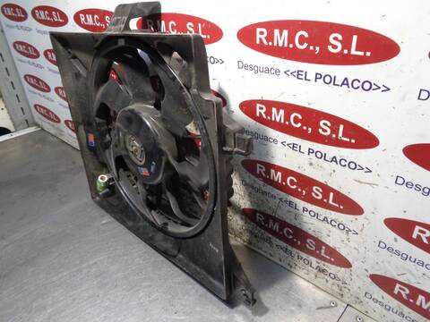 Foto 3ª: Electroventilador Hyundai i30 STYLE 110CV 81KW [D4FB] (2015)