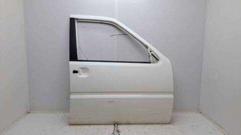 Puerta Delantera Derecha Nissan Terrano 2.7 TDI 4WD 125CV 92KW