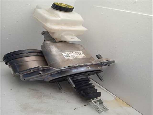 Foto 3ª: Servofreno Toyota Yaris 1.5 HYBRID MXPH10) 116CV 85KW