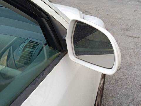 Foto 2ª: Retrovisor Derecho Skoda Octavia CAY (2011)