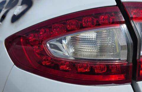 Piloto Trasero Izquierdo Ford Mondeo BUSINESS EDITION 150CV 110KW