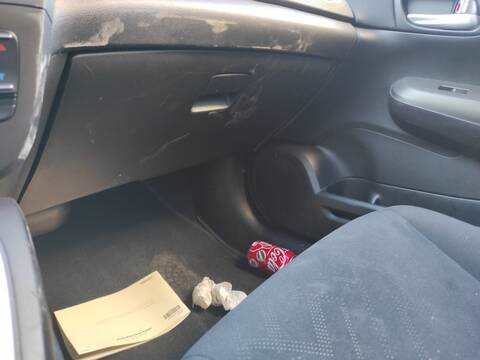 Guantera Honda Civic R18Z4