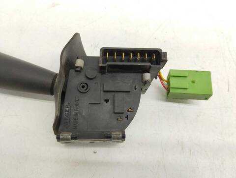 Foto 3ª: Mando Multifuncion Peugeot 205 1.8 D MITO BERLINA 60CV 44KW [A9A] (1996)