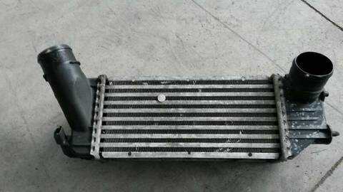 Foto 1ª: Intercooler Peugeot 307 2.0 HDI FAP CAT 107CV 79KW [RHS (DW10ATED)] (2002)