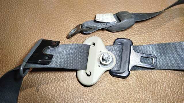 Foto 3ª: Pretensor Airbag Izquierdo Nissan Patrol 3.0 D GR Y61 GU4 [ZD30] (2005)