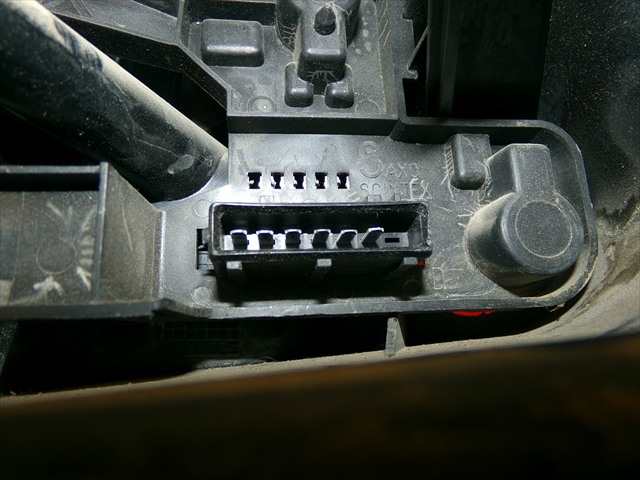 Foto 4ª: Piloto Trasero Derecho Citroen Saxo 1.4 G 1996-1999 [KFX] (1996)