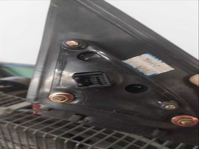 Foto 2ª: Retrovisor Derecho Kia Cerato 2.0 CRDI 82KW (2003)