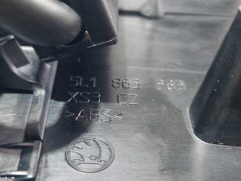 Foto 2ª: Guantera Skoda Yeti ACTIVE 105CV [CBZB] (2009)