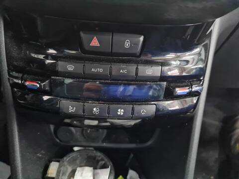 Mando Calefacción A. A. Peugeot 2008 ALLURE 102CV 75KW