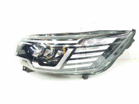 Faro Izquierdo Renault Trafic L1H1 28T