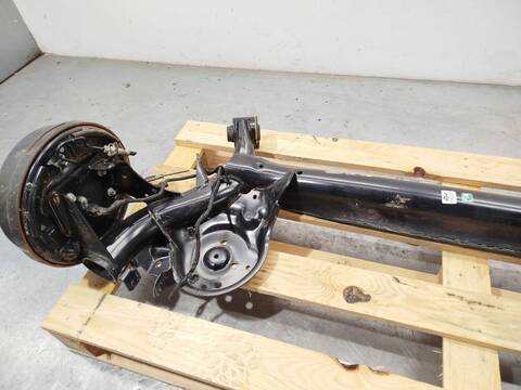 Foto 3ª: Puente Trasero Ford Tourneo 1.0 ECOBOOST 125CV 92KW [B7NB] (2024)