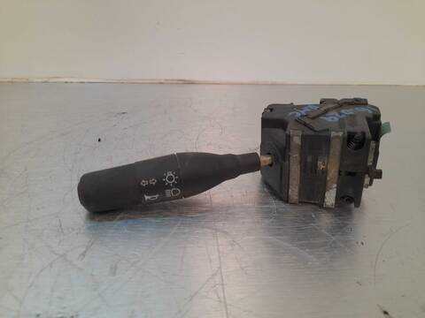 Mando Multifuncion Renault Clio 1.2 ALIZE 58CV 43KW