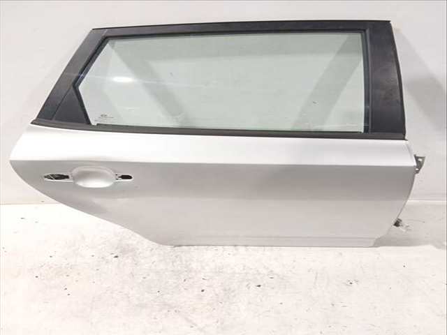 Puerta Trasera Derecha Kia Ceed 1.6 CRDI HATCHBACK ED)