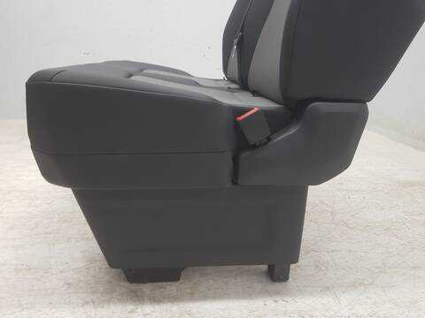 Foto 2ª: Asiento Delantero Derecho Volkswagen Crafter 30 FURGON BM TN FWD (2017)