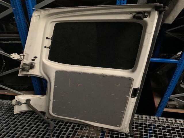 Foto 2ª: Puerta Trasera Derecha Volkswagen Transporter 2.5TDI FURGON [AXD] (2004)