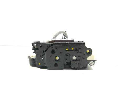 Foto 3ª: Cerradura Puerta Trasera Izquierda Volkswagen Passat CUA (2015)