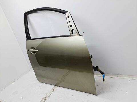 Foto 4ª: Puerta Delantera Derecha Mitsubishi Grandis 2.0 DI-D CAT 136CV 100KW [BSY] (2007)