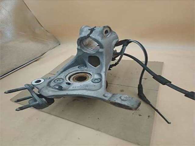 Foto 3ª: Mangueta Delantera Derecha Volkswagen Golf 2.0 R BMT/START-STOPP 4MOTION [2.0 LTR. - 228 KW 16V T FSI] [DNUE]