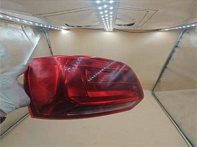 Piloto Trasero Izquierdo Volkswagen Polo 1.4 ADVANCE BMT [1.4 LTR. - 66 KW TDI]