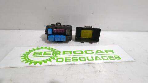 Foto 2ª: Caja Reles Fusibles Hyundai i30 1.6 CRDI 90CV [D4FB] (2007)