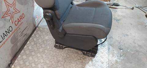Foto 4ª: Asiento Delantero Derecho Peugeot Partner 1.6 16V HDI FAP 90CV 66KW [D-9HX O 9HO3] (2008)