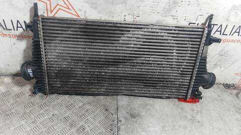 Foto 4ª: Intercooler Opel Insignia COSMO BERLINA 160CV 118KW [A20DTH] (2010)