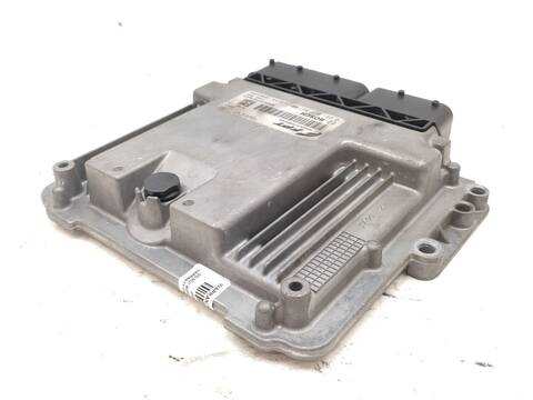 Foto 2ª: Centralita Motor ECU Fiat 500 1.6 D MULTIJET 199LYD1B) 105CV 77KW [199 B5.000] (2014)