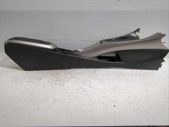 Foto 1ª: Consola Central Toyota Auris 1.6 ZRE151_) 124CV [1ZR-FE] (2006)
