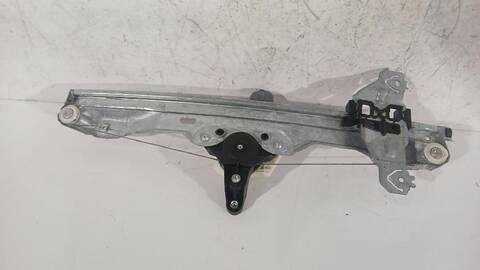 Foto 2ª: Elevalunas Eléctrico Delantero Derecho Nissan Qashqai 1.5 DCI 116CV [K9K 872] (2013)