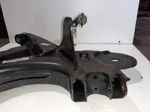 Foto 2ª: Brazo Suspension Trasero Izquierdo Mercedes Vito 88CV 65KW (2014)