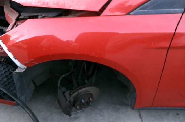 Aleta Delantera Izquierda Ford Focus 1.6 G 2011-2014