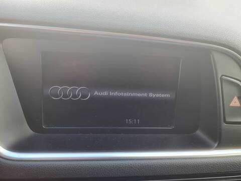 Foto 3ª: Pantalla Multifuncion Audi Q5 2.0 TDI 125KW) 170CV [CGL] (2011)
