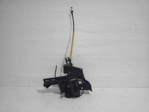 Cerradura Puerta Trasera Izquierda Ford Focus TREND 101CV