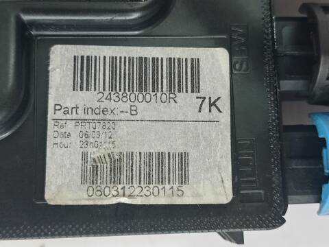 Foto 2ª: Caja Reles Fusibles Renault Megane D III BERLINA 5P DYNAMIQUE (2012)