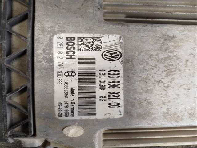 Foto 2ª: Centralita Motor ECU Volkswagen Caddy VERSION INDEFINIDA (2005)